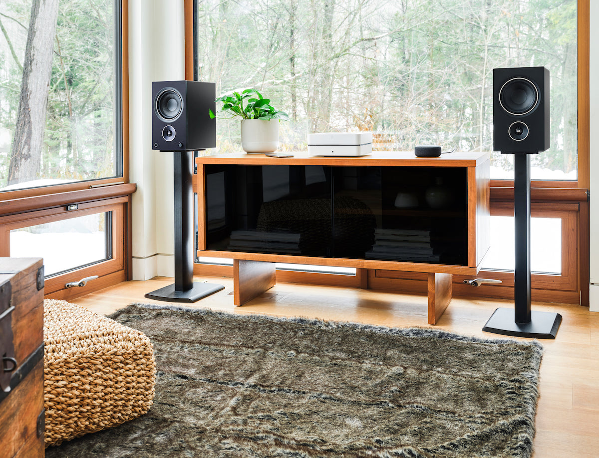 Alpha AM5 Powered Bookshelf Speakers